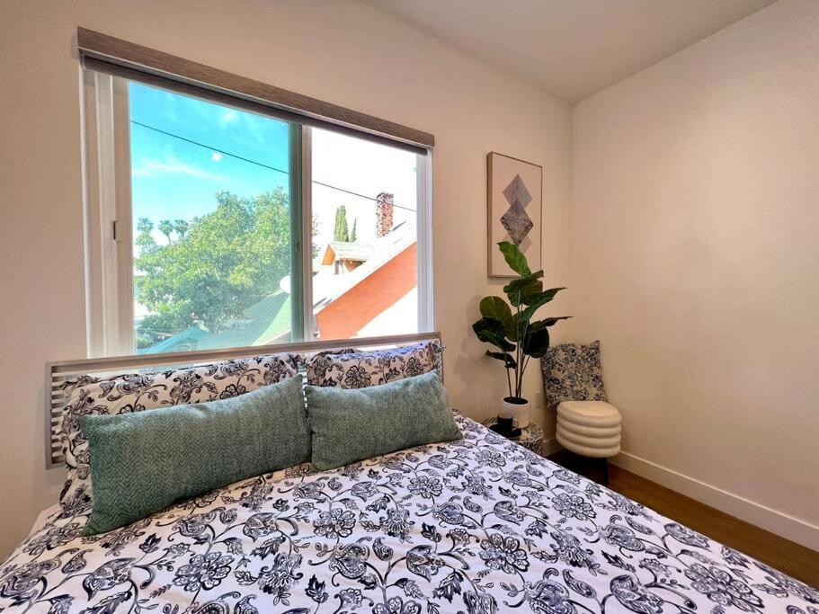 Luxury K-Town Dwelling With Private Rooftop Deck. 로스앤젤레스 외부 사진