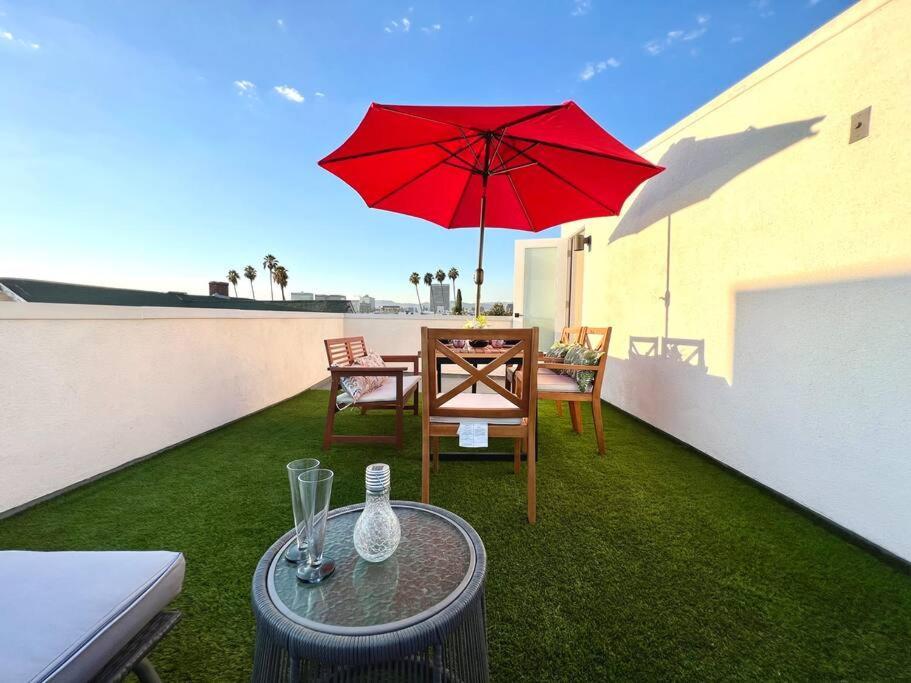 Luxury K-Town Dwelling With Private Rooftop Deck. 로스앤젤레스 외부 사진